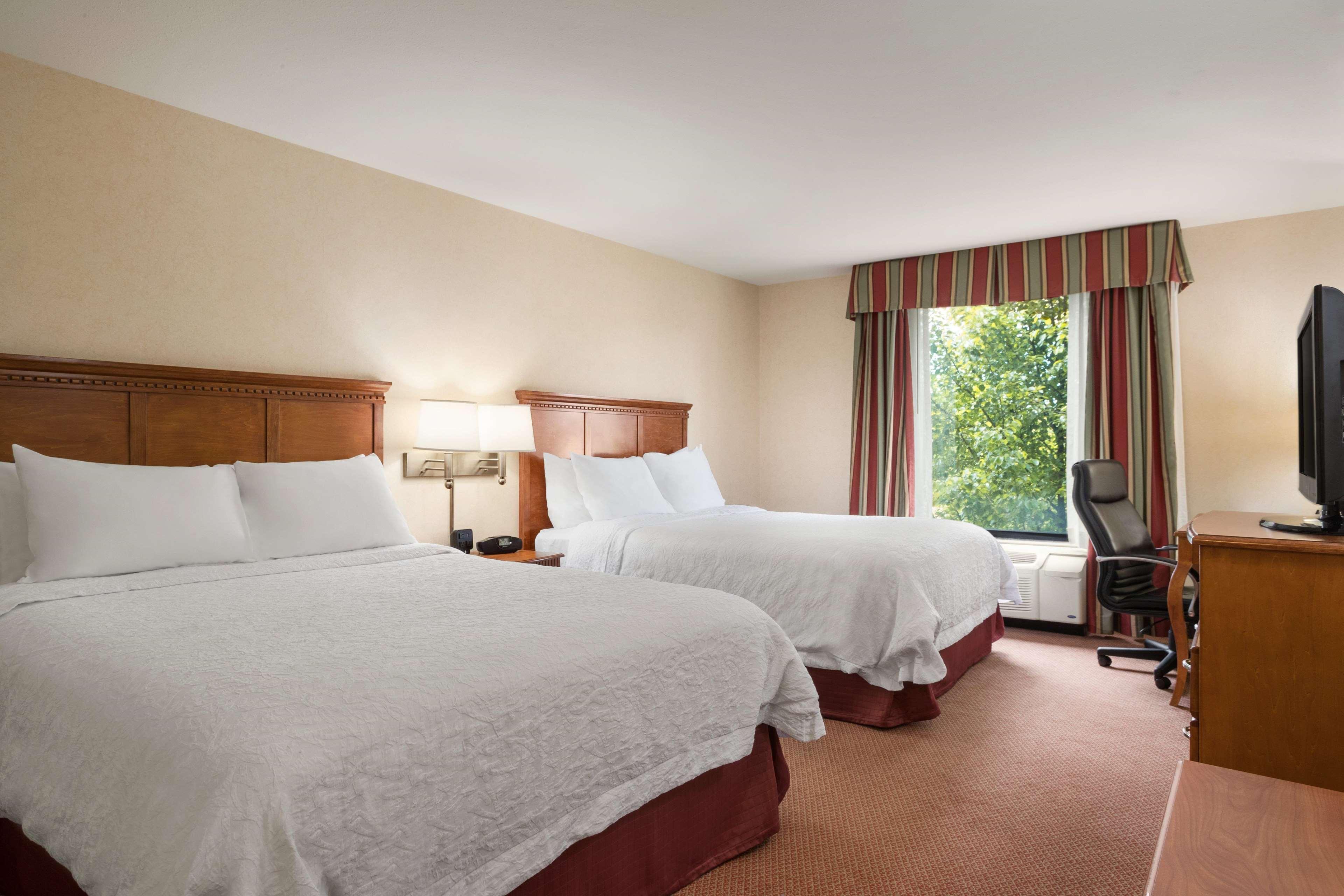 Hampton Inn Belle Vernon Eksteriør bilde