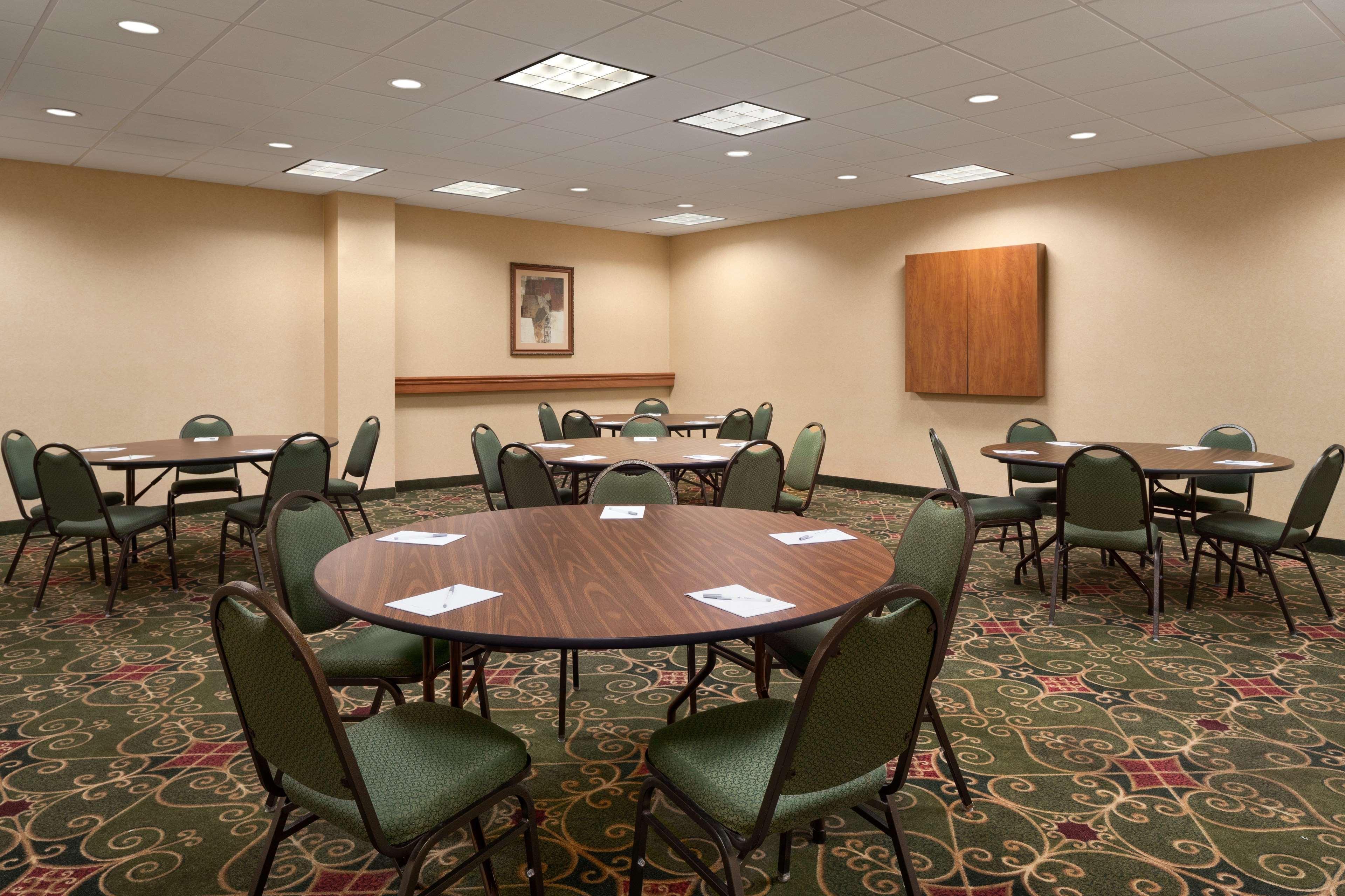 Hampton Inn Belle Vernon Eksteriør bilde