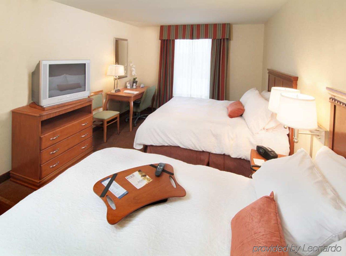 Hampton Inn Belle Vernon Eksteriør bilde