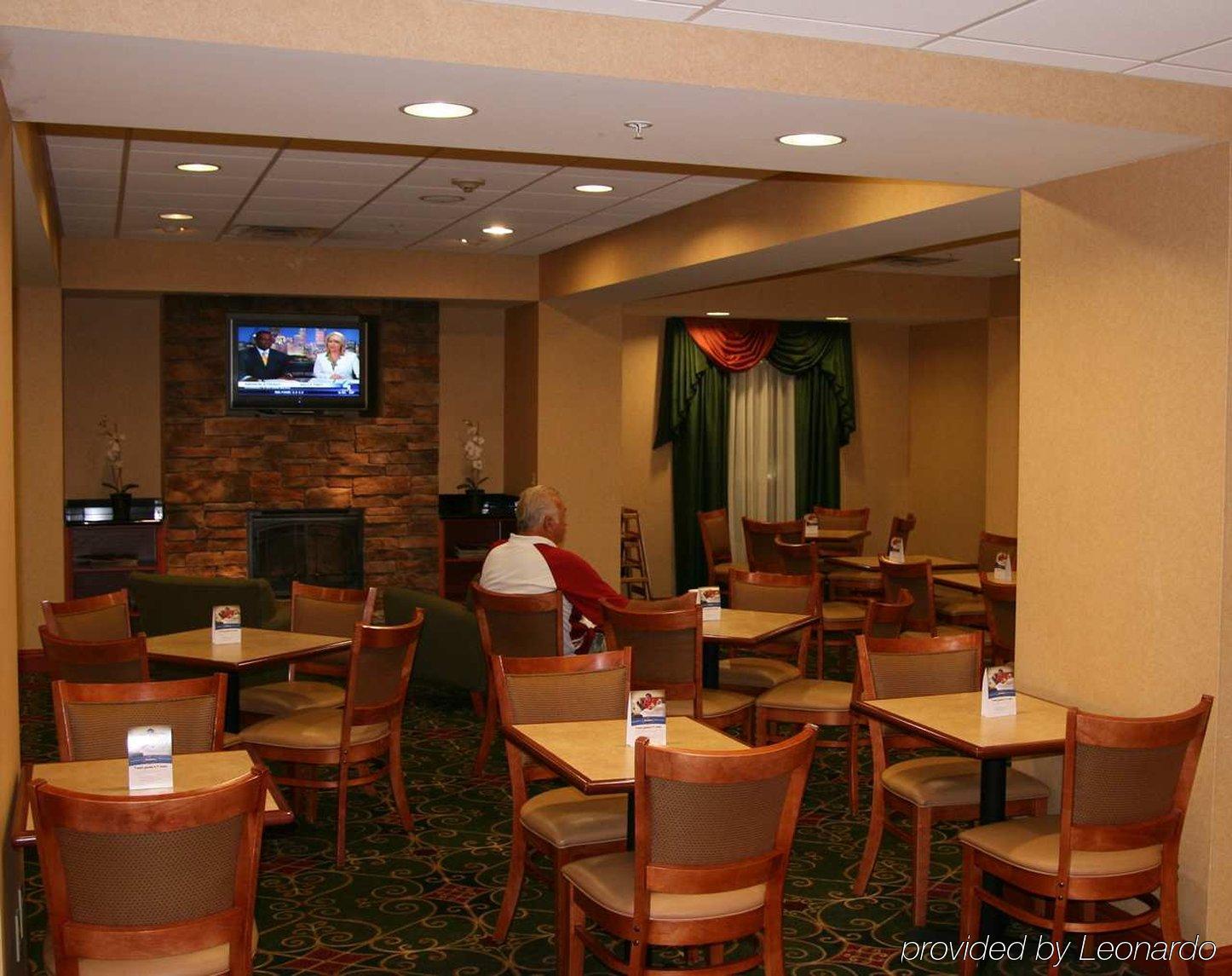 Hampton Inn Belle Vernon Eksteriør bilde