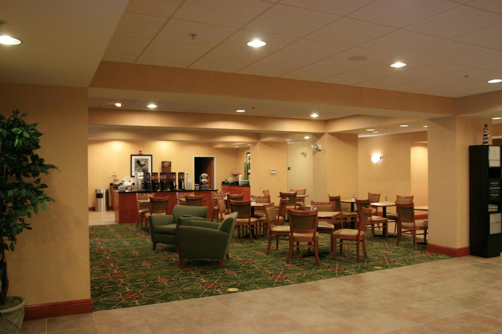 Hampton Inn Belle Vernon Eksteriør bilde