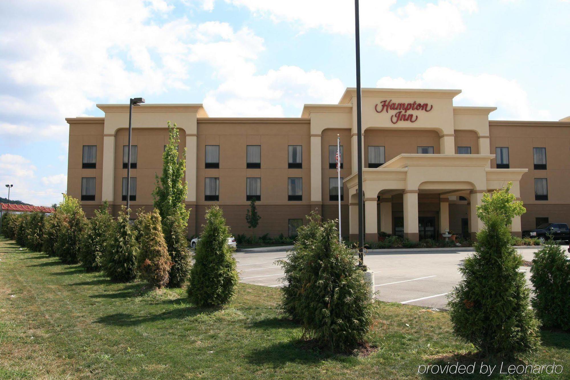 Hampton Inn Belle Vernon Eksteriør bilde